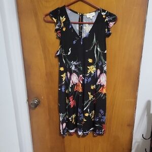 NWOT womens Romper Size Medium- HAS POCKETS!